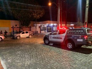 "Policial penal foi levado para o Hospital Santa Catarina, na Zona Norte de Natal, mas não resistiu aos ferimentos e morreu — Foto: Gustavo Brendo/Inter TV Cabugi"