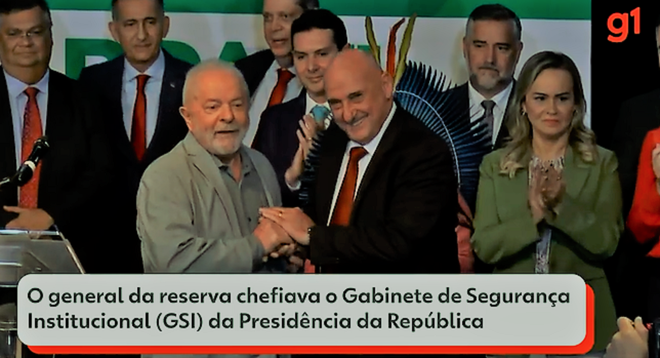 (G. Dias era um dos homens de confiança do petista, tendo sido responsável pela segurança de Lula em dois mandatos presidenciais anteriores)